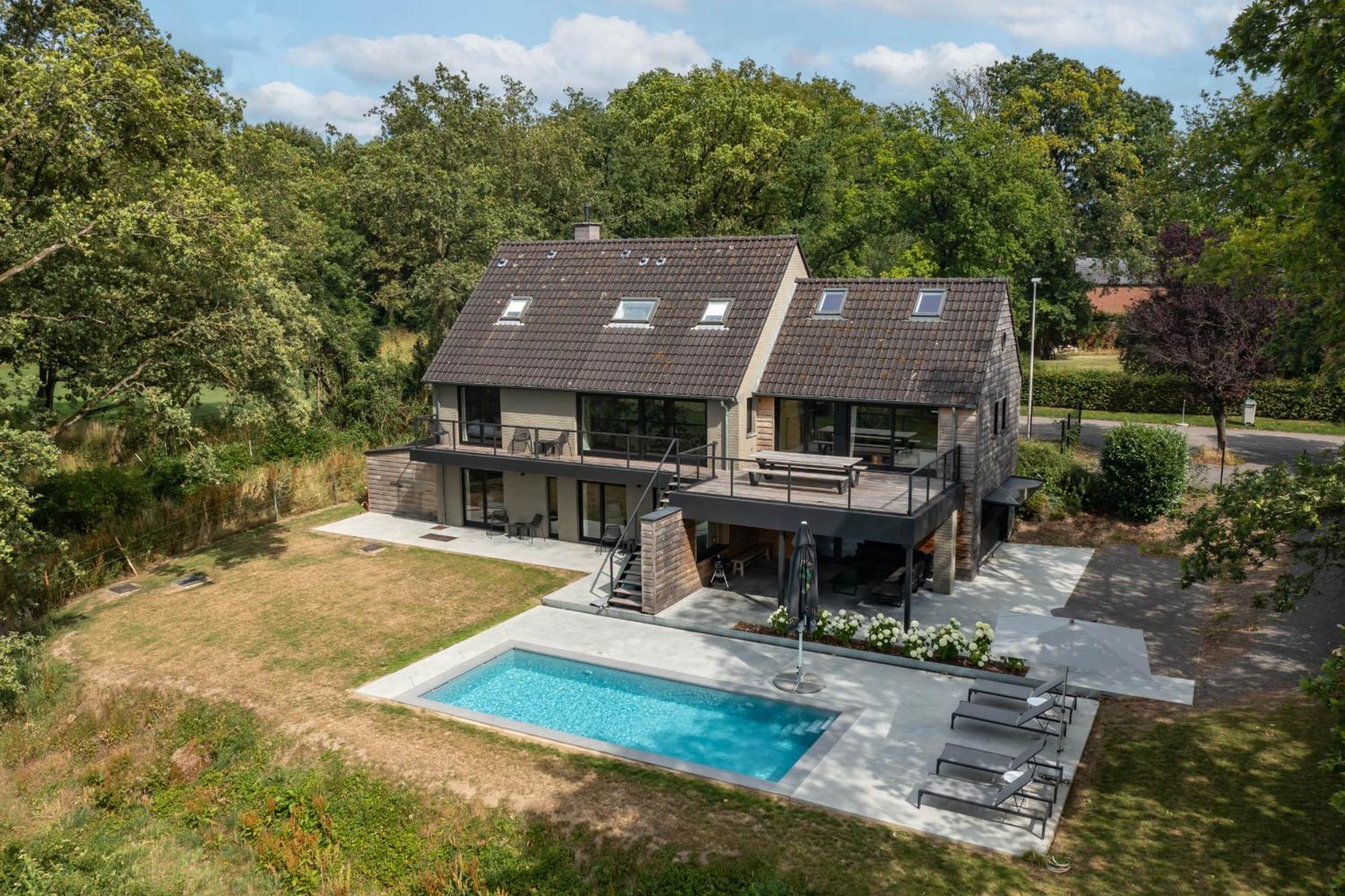 Gite 1 Maison Caerdinael - Gite 14 Personnes Sur Les Hauteurs De ดูร์บี ภายนอก รูปภาพ